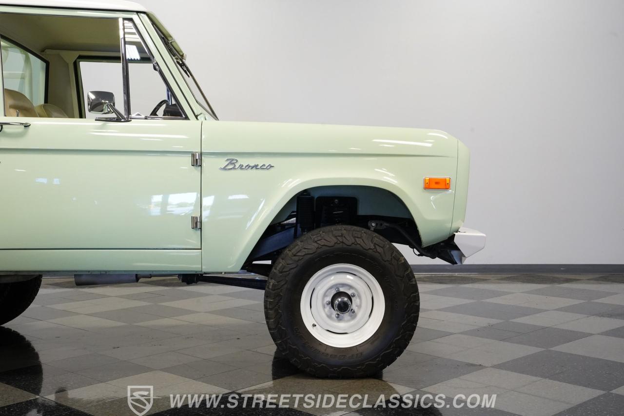 1971 Ford Bronco Half-Cab 4x4