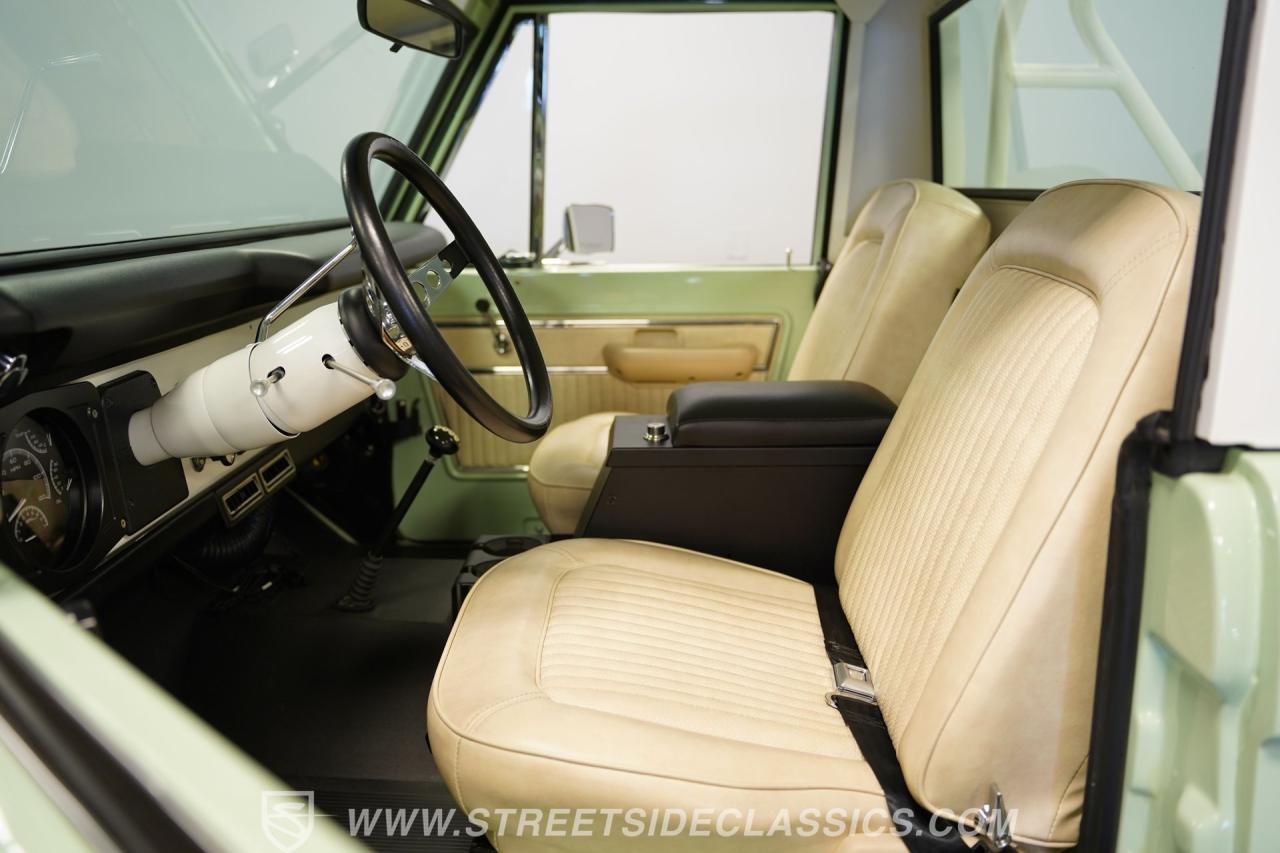 1971 Ford Bronco Half-Cab 4x4