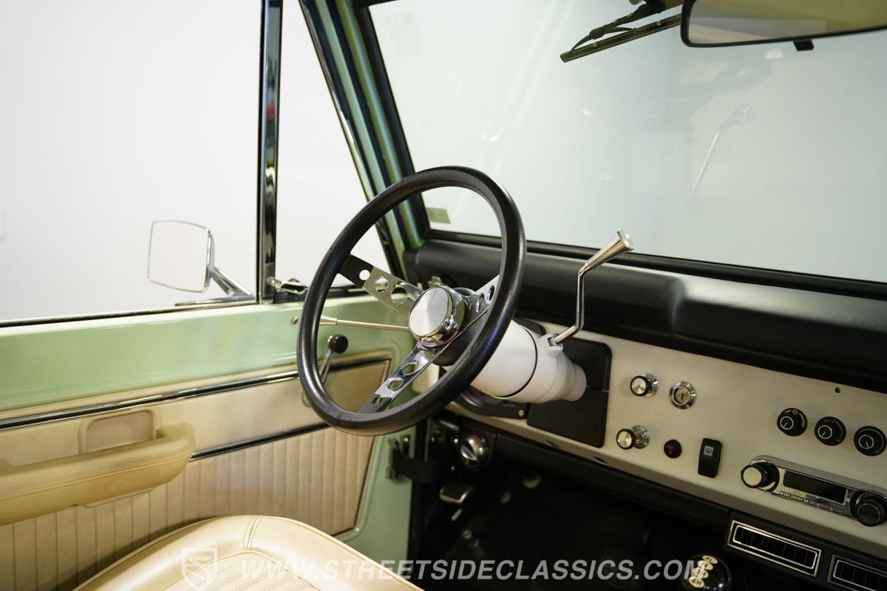 1971 Ford Bronco Half-Cab 4x4