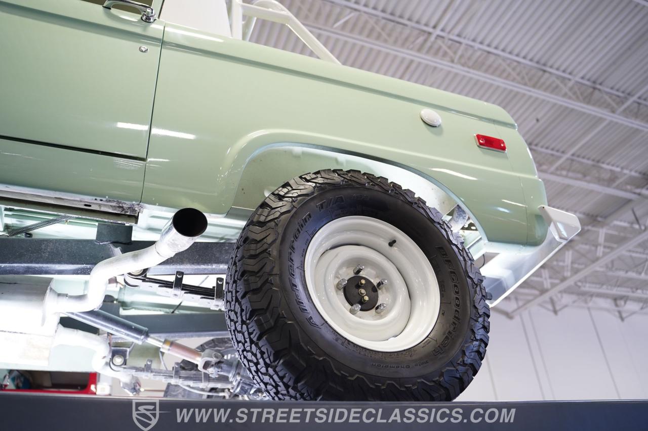 1971 Ford Bronco Half-Cab 4x4
