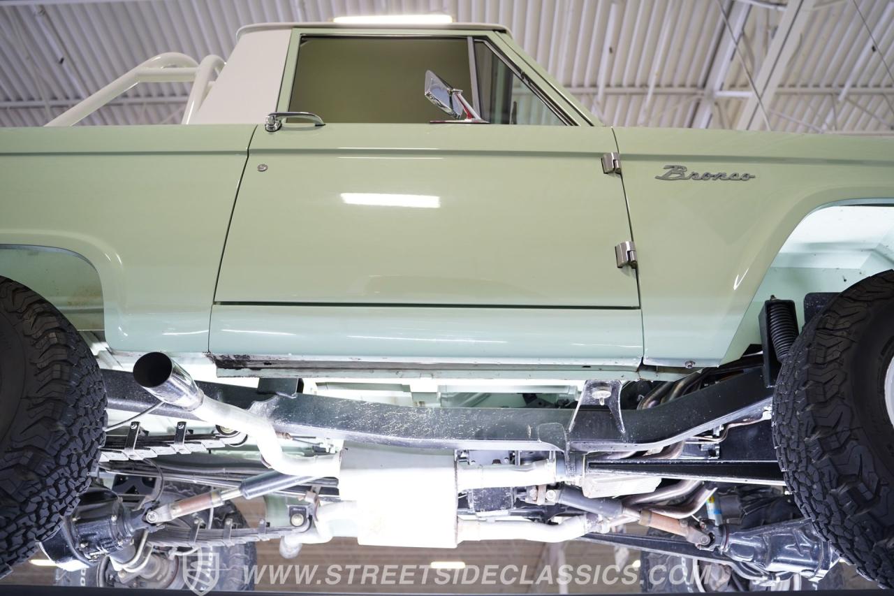 1971 Ford Bronco Half-Cab 4x4