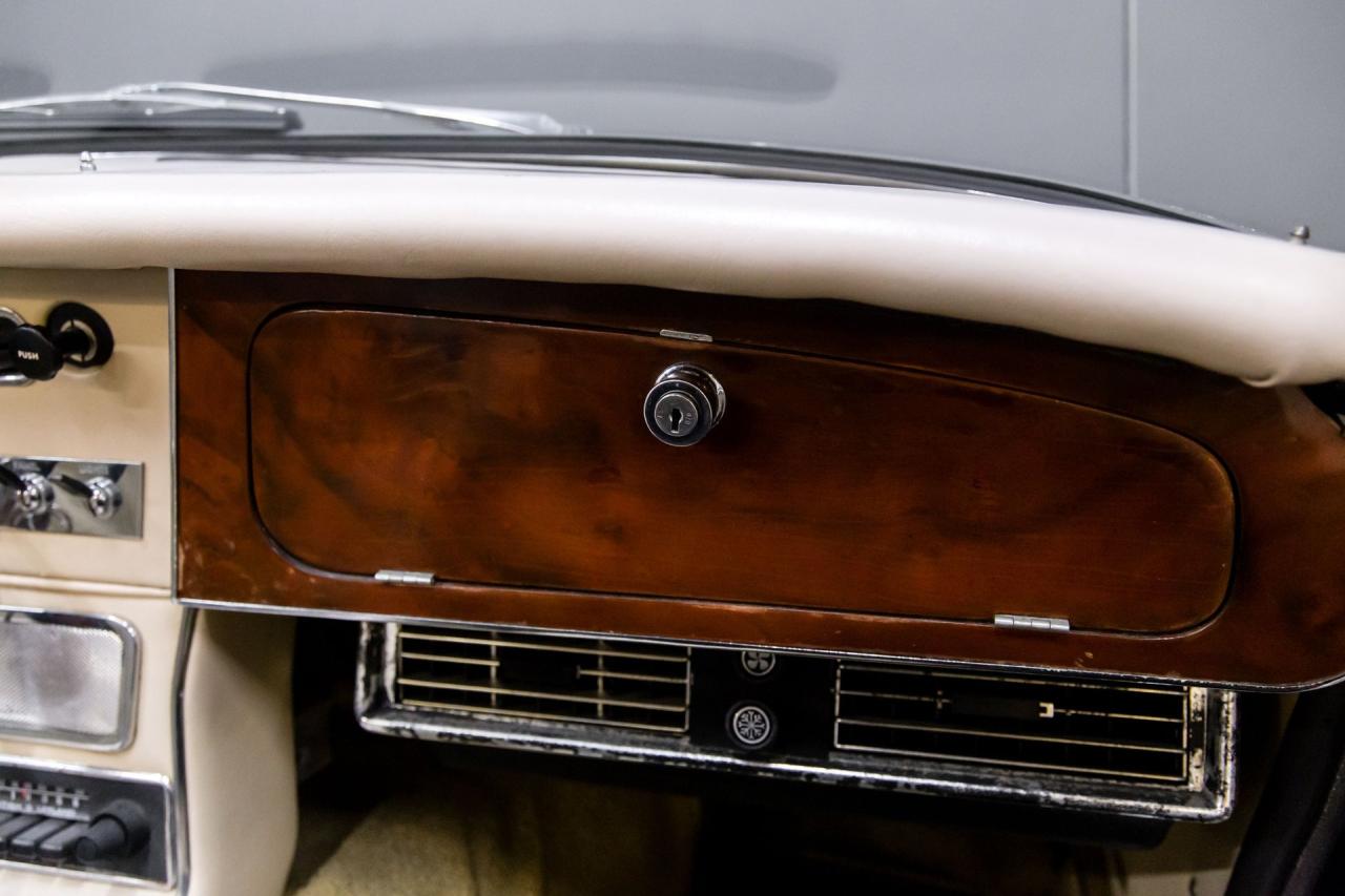 1967 Austin - Healey MKIII 3000