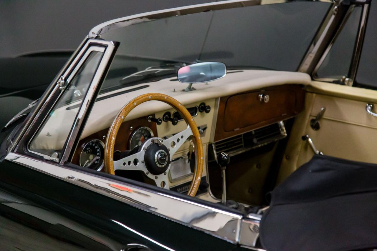 1967 Austin - Healey MKIII 3000