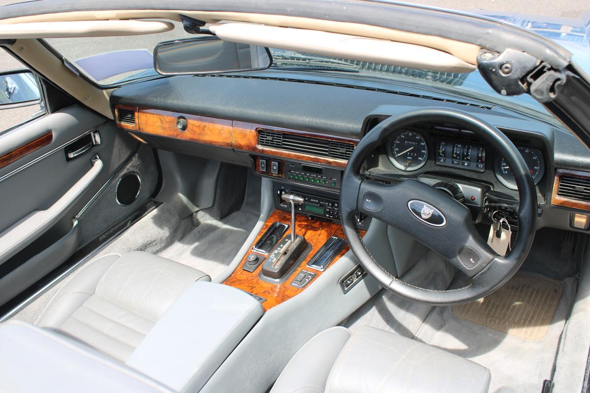 1989 Jaguar XJ-S CONVERTIBLE AUTO