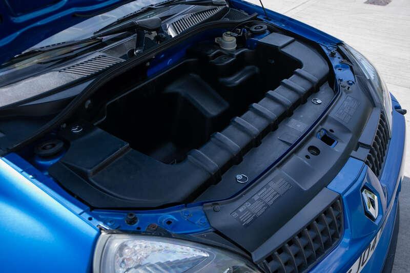 2004 Renault SPORT CLIO