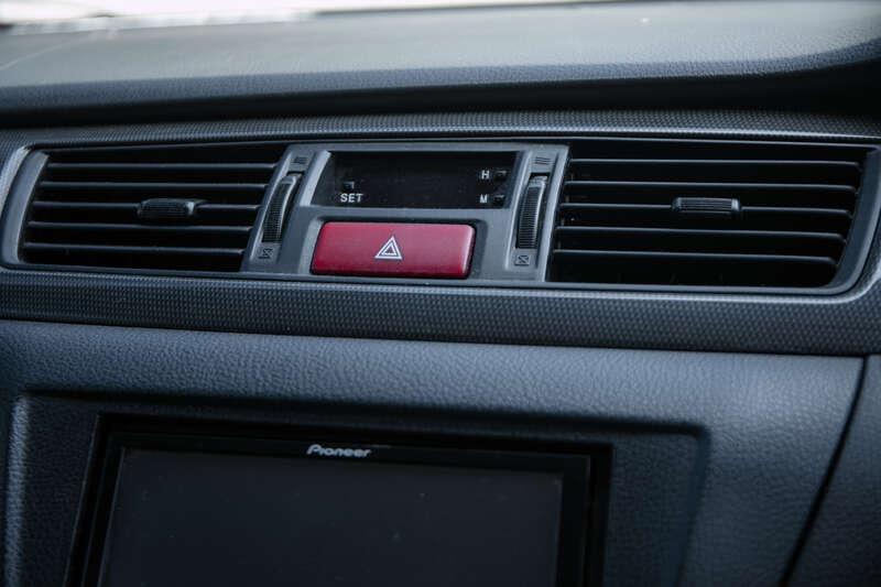 2004 Mitsubishi LANCER