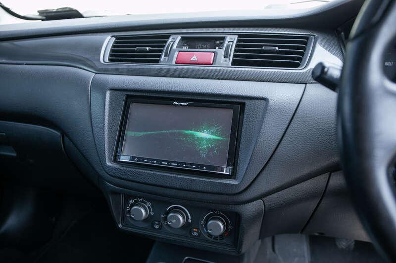 2004 Mitsubishi LANCER