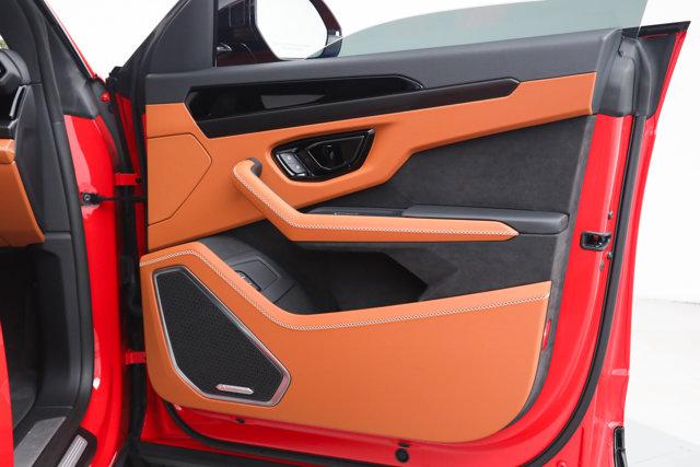 2025 Lamborghini Urus