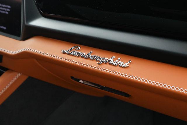 2025 Lamborghini Urus