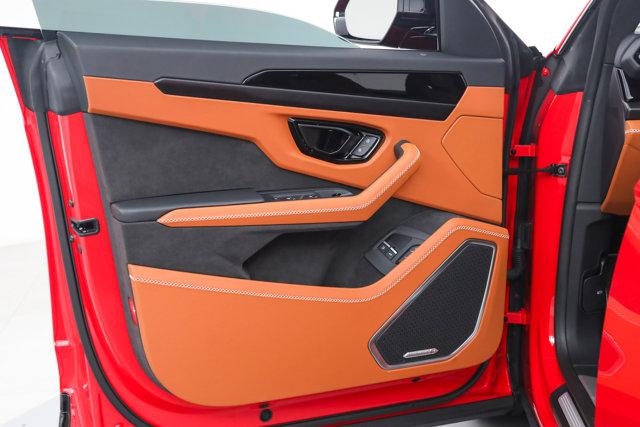 2025 Lamborghini Urus