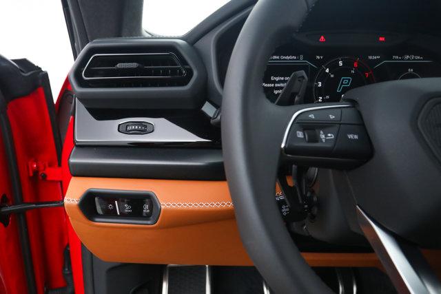 2025 Lamborghini Urus