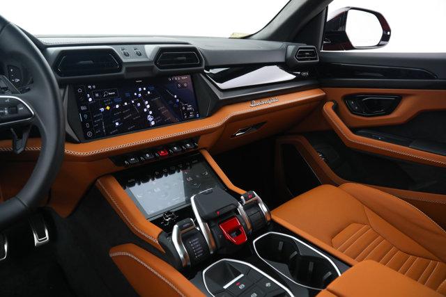 2025 Lamborghini Urus