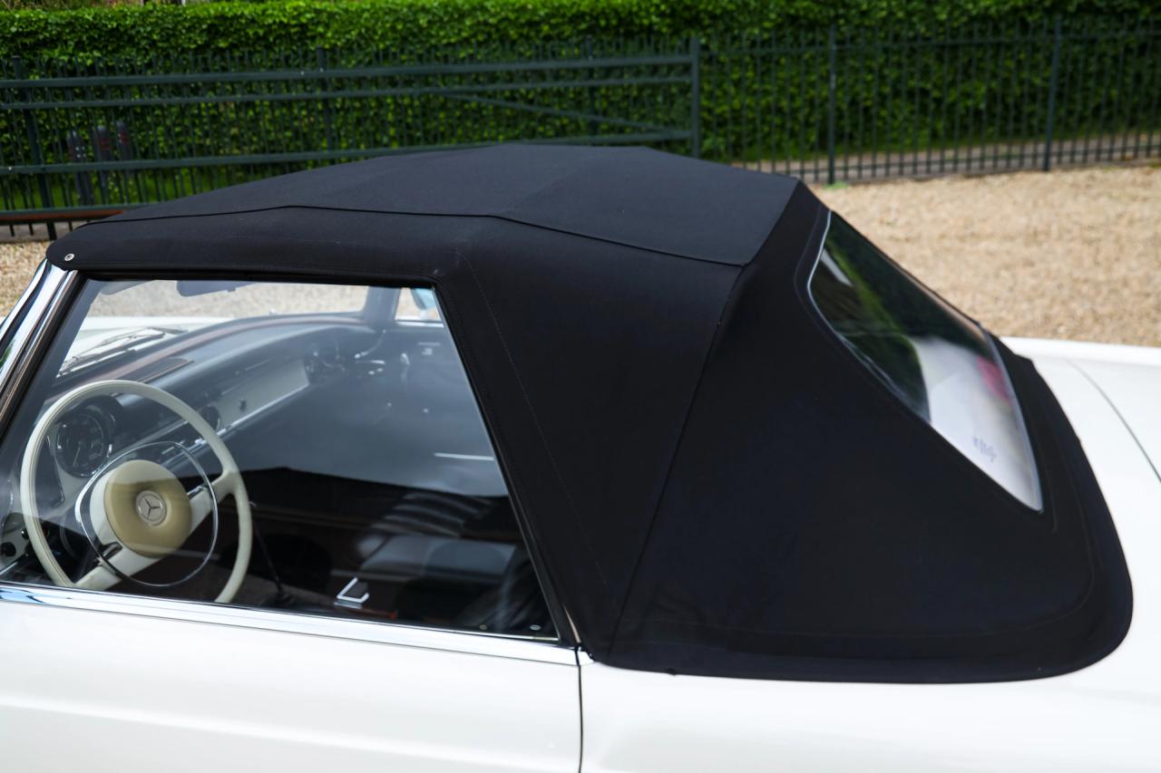 1971 Mercedes - Benz 280 SL Pagode &ldquo;Completely Data card correct&rdquo;