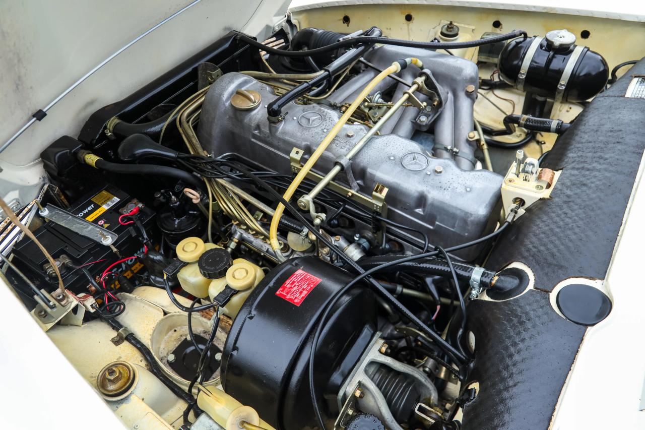 1971 Mercedes - Benz 280 SL Pagode &ldquo;Completely Data card correct&rdquo;