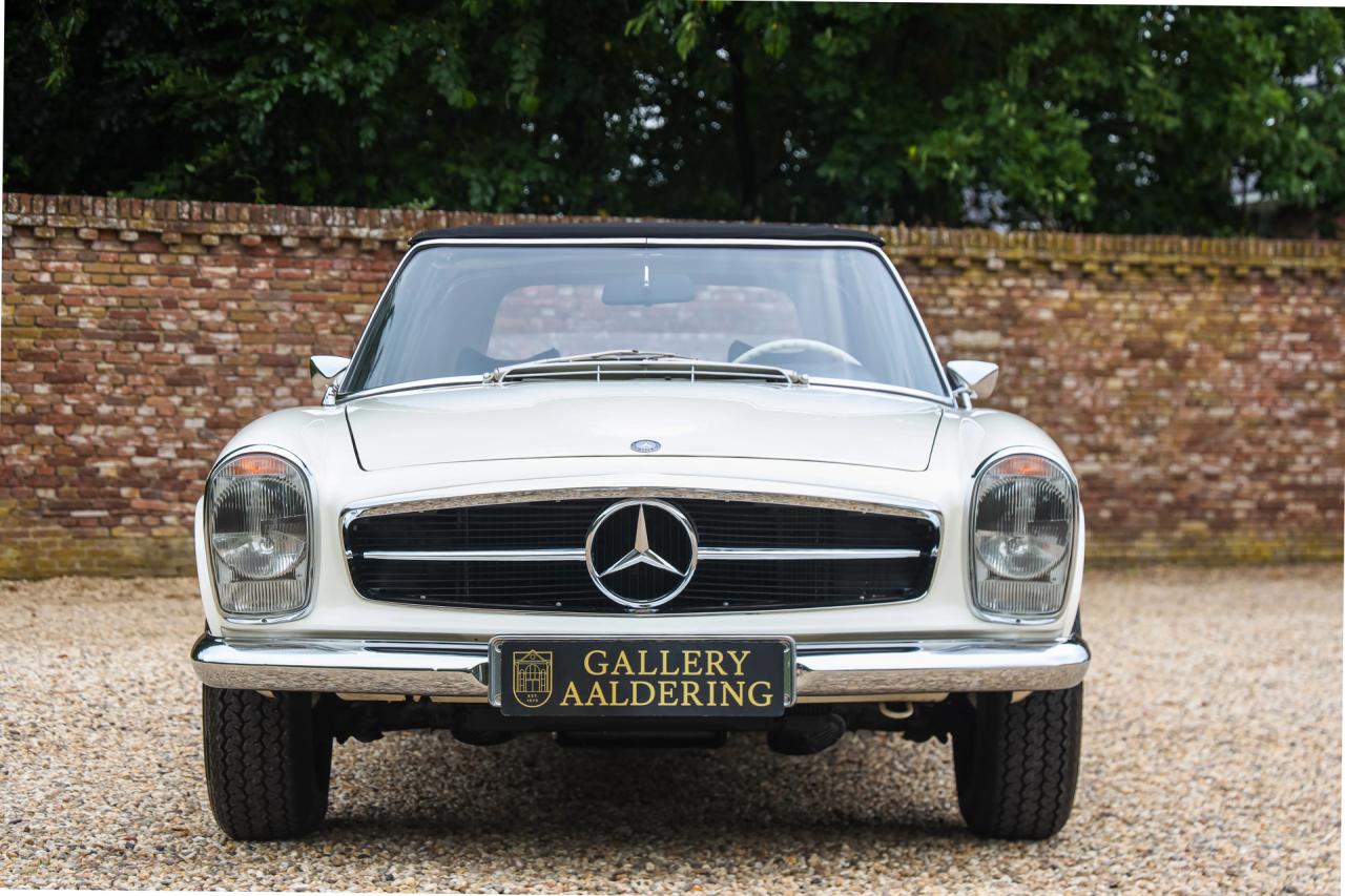 1971 Mercedes - Benz 280 SL Pagode &ldquo;Completely Data card correct&rdquo;