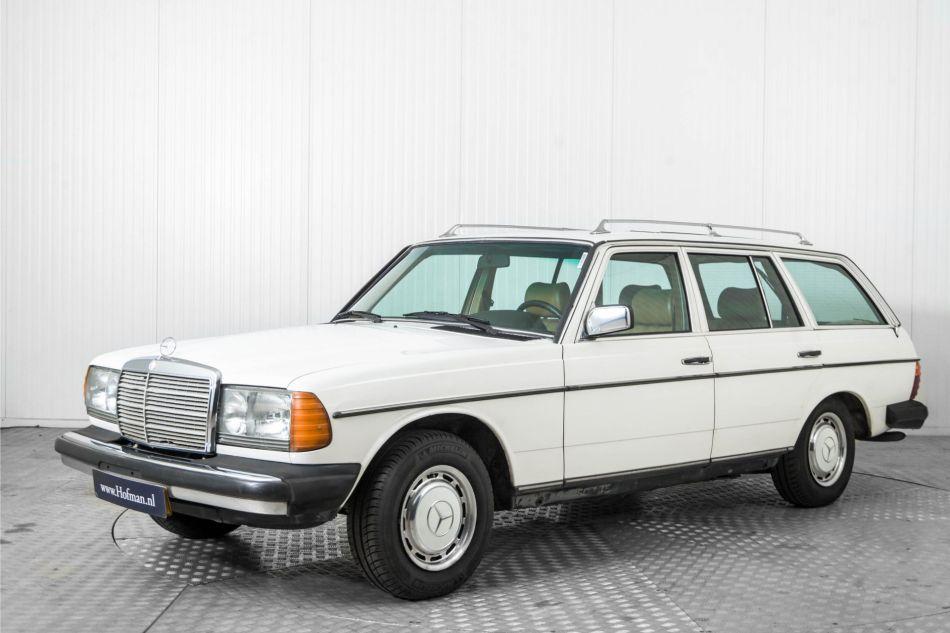 1983 Mercedes - Benz 300TDT Turbo combi (W123)