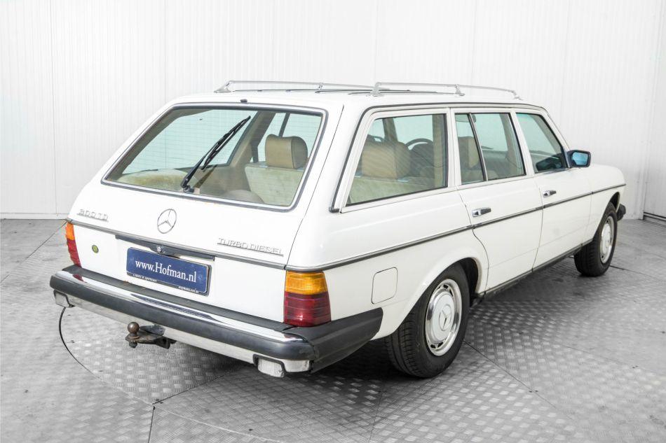 1983 Mercedes - Benz 300TDT Turbo combi (W123)