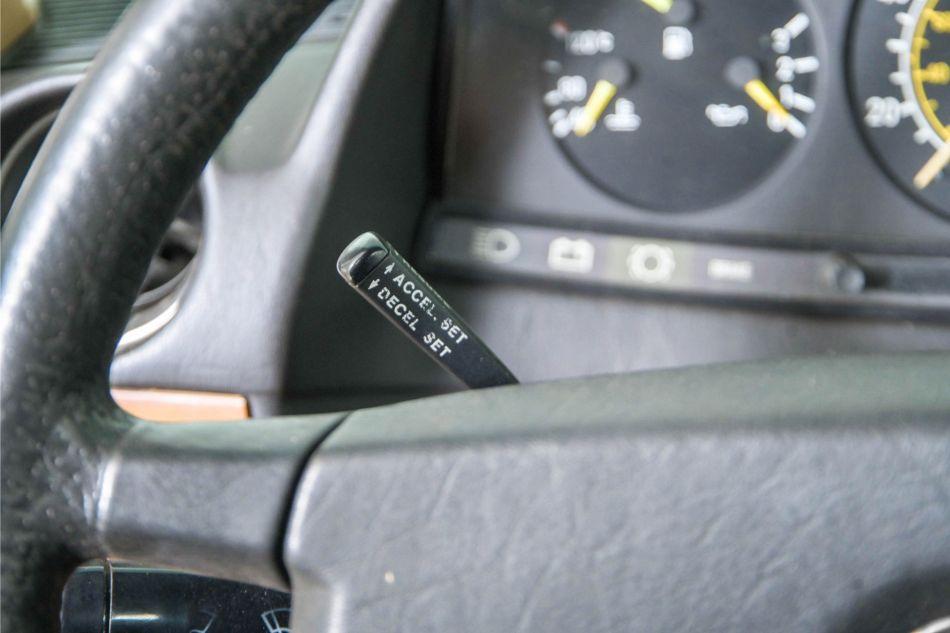 1983 Mercedes - Benz 300TDT Turbo combi (W123)