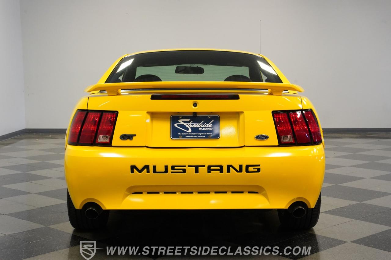 2004 Ford Mustang GT