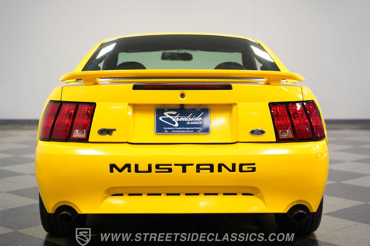 2004 Ford Mustang GT