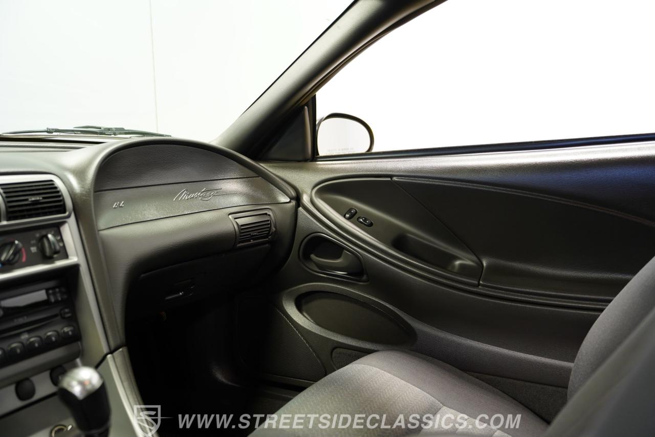 2004 Ford Mustang GT