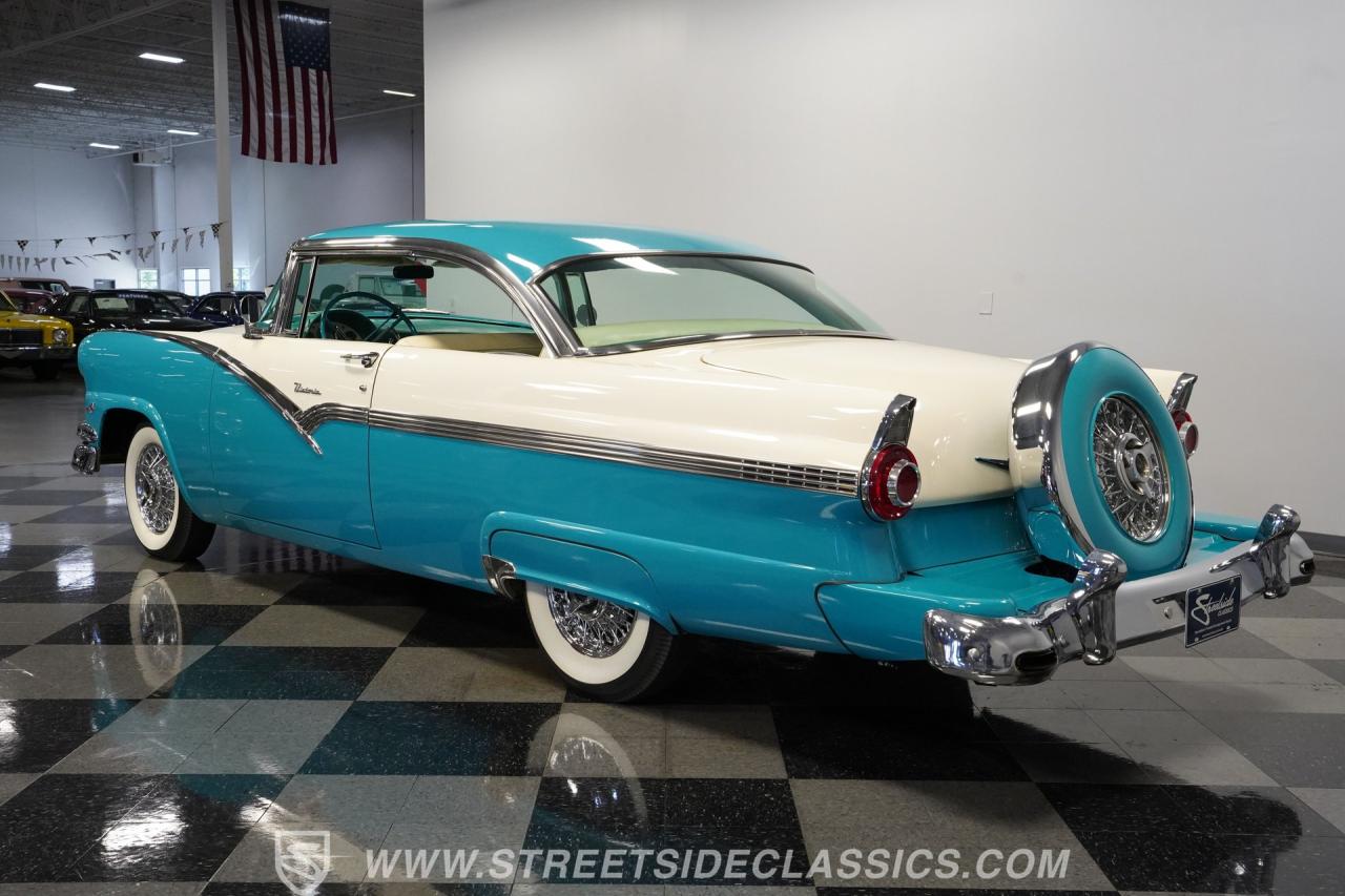 1956 Ford Fairlane Victoria