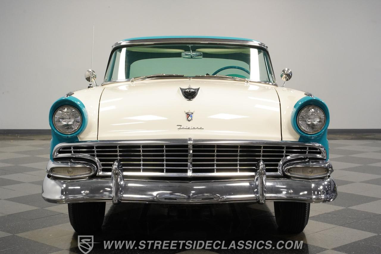 1956 Ford Fairlane Victoria