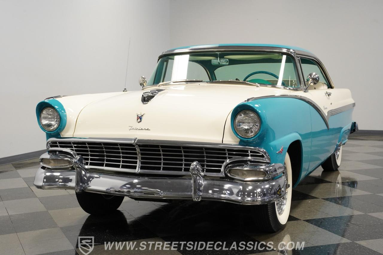 1956 Ford Fairlane Victoria