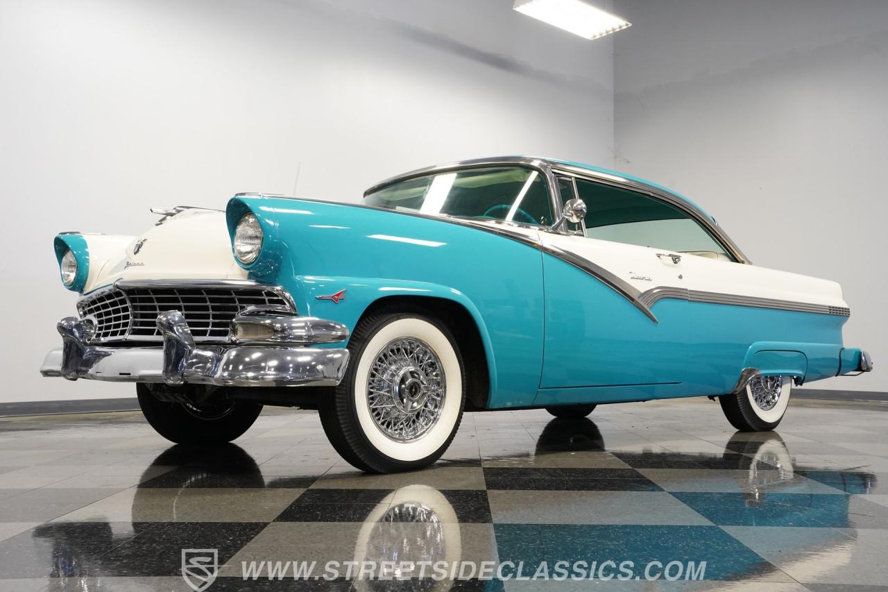 1956 Ford Fairlane Victoria