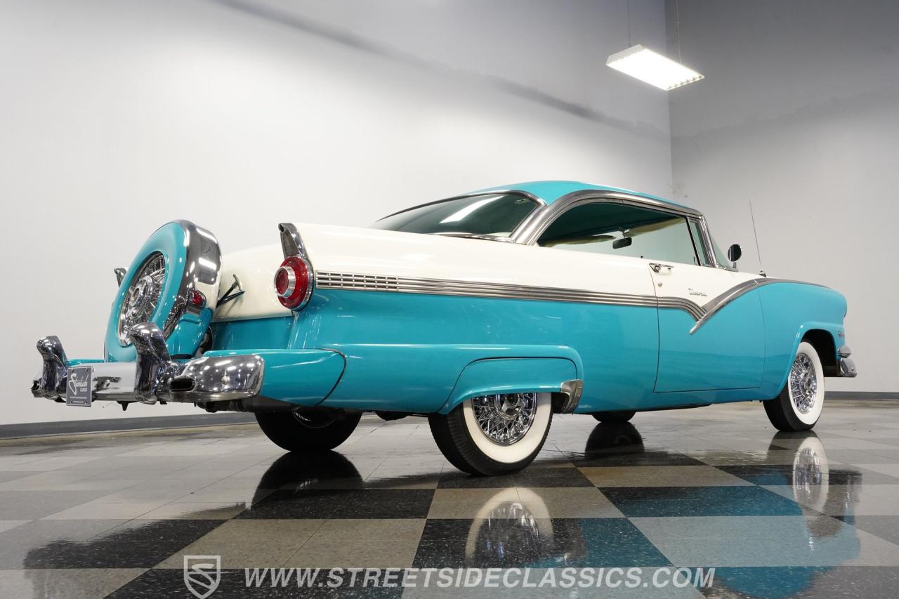 1956 Ford Fairlane Victoria