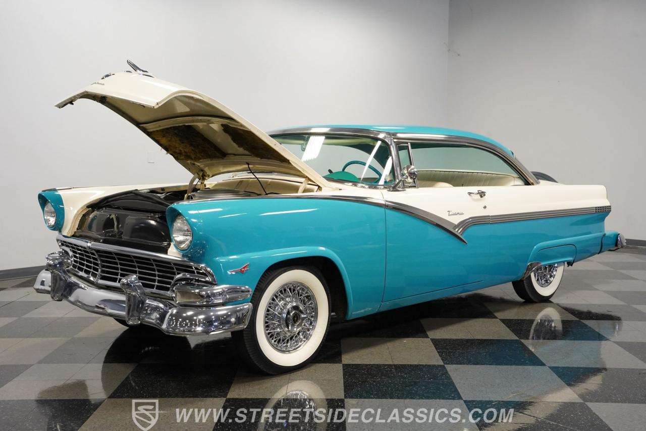 1956 Ford Fairlane Victoria