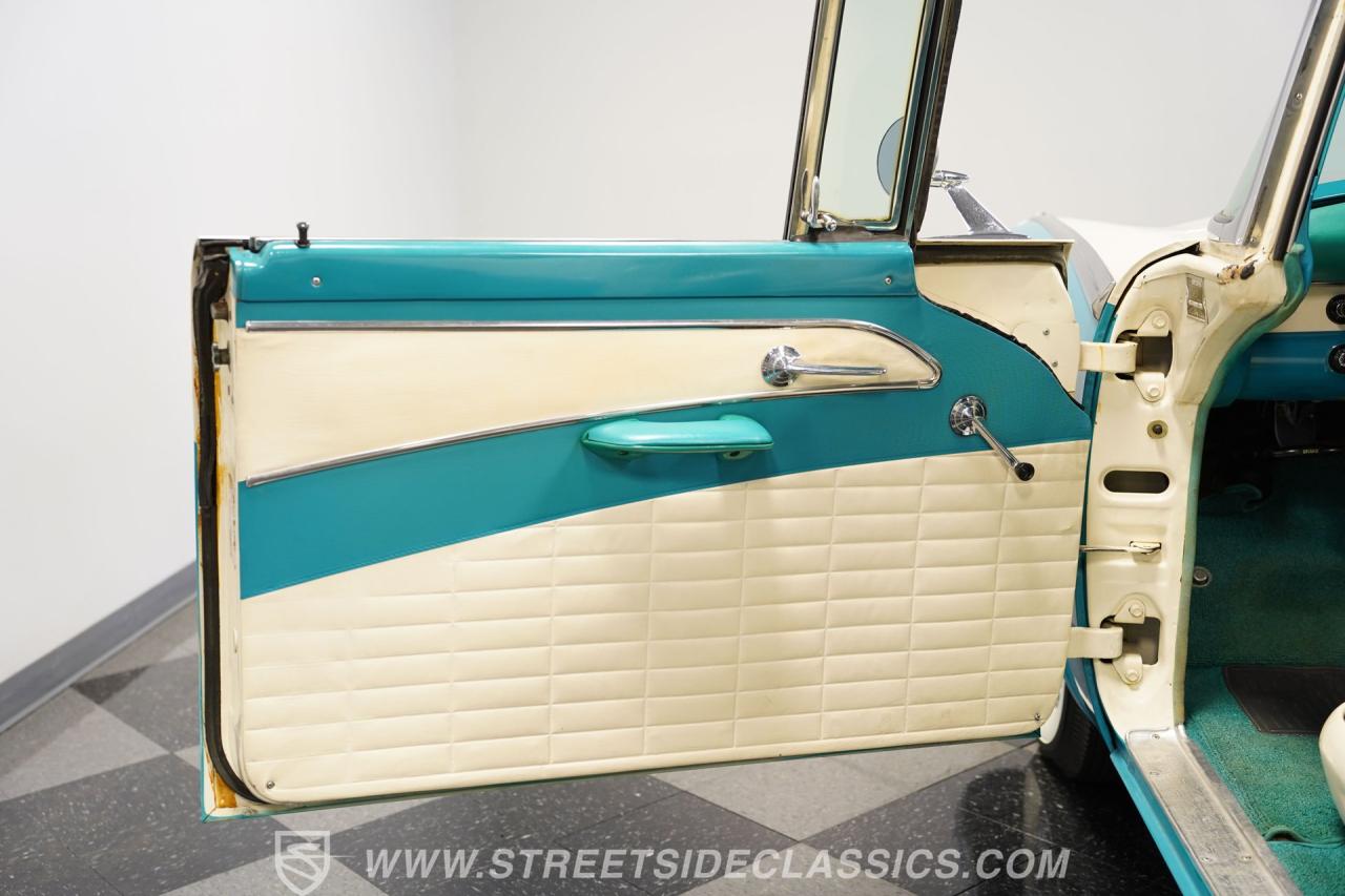 1956 Ford Fairlane Victoria