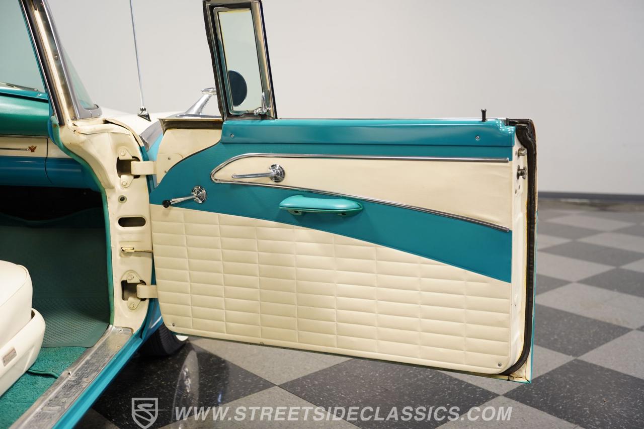 1956 Ford Fairlane Victoria