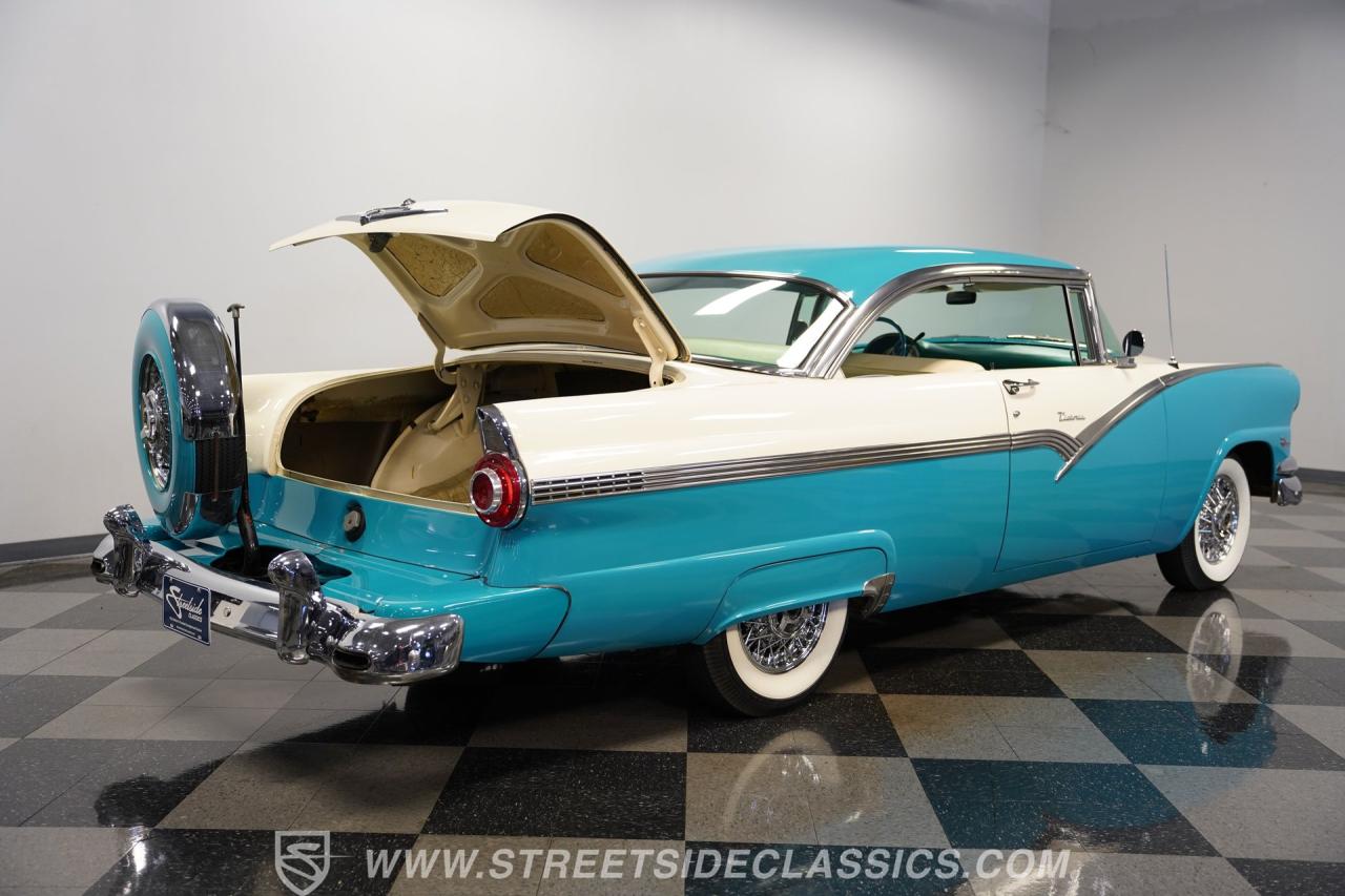 1956 Ford Fairlane Victoria