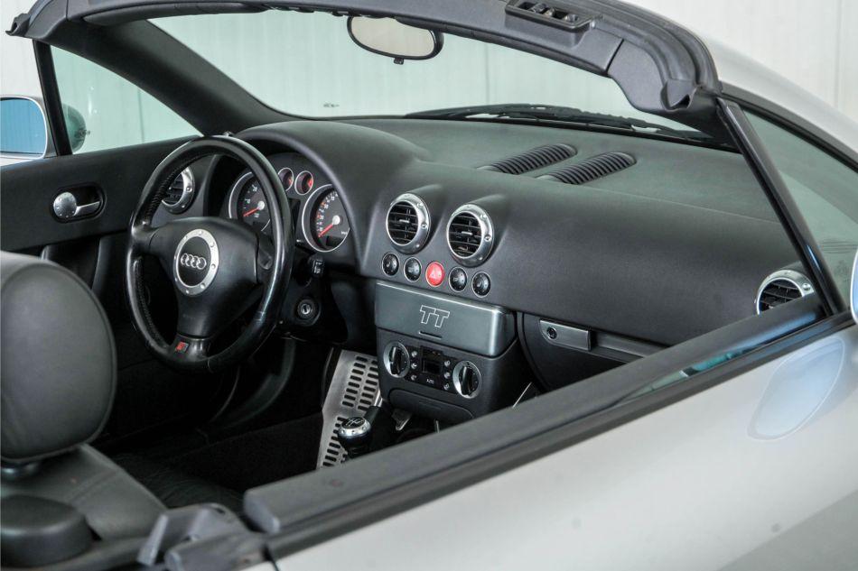 2000 Audi TT