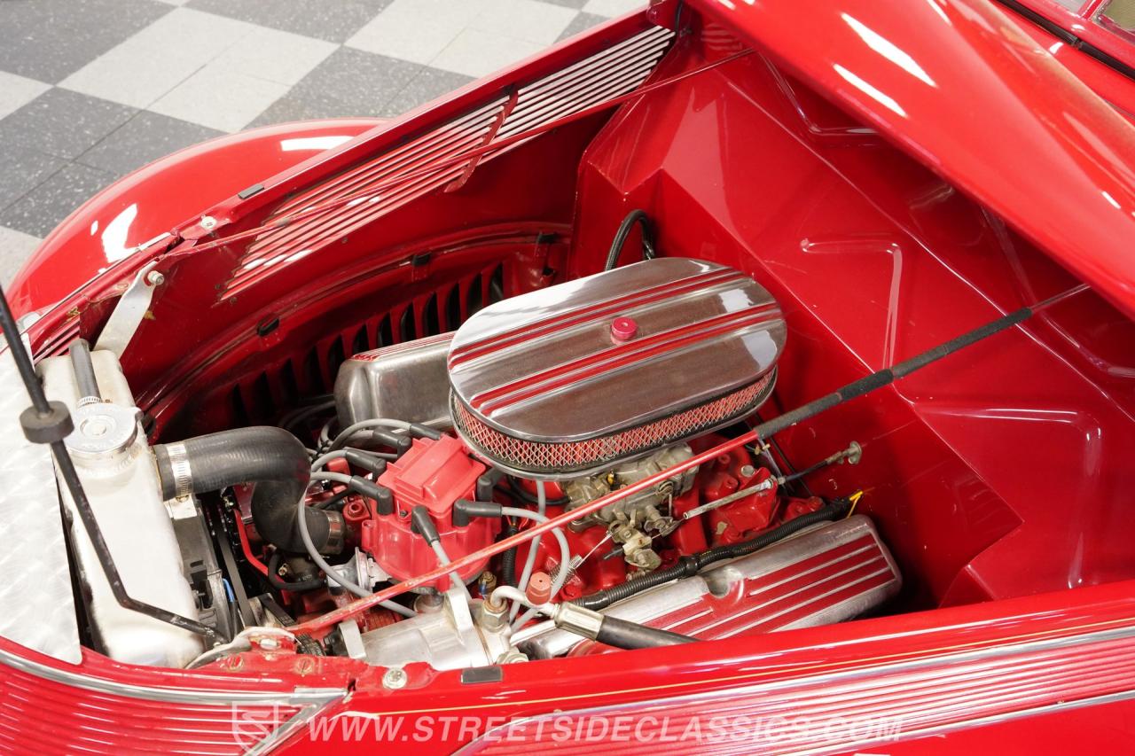 1937 Ford Tudor Humpback