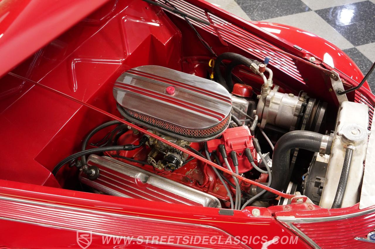 1937 Ford Tudor Humpback