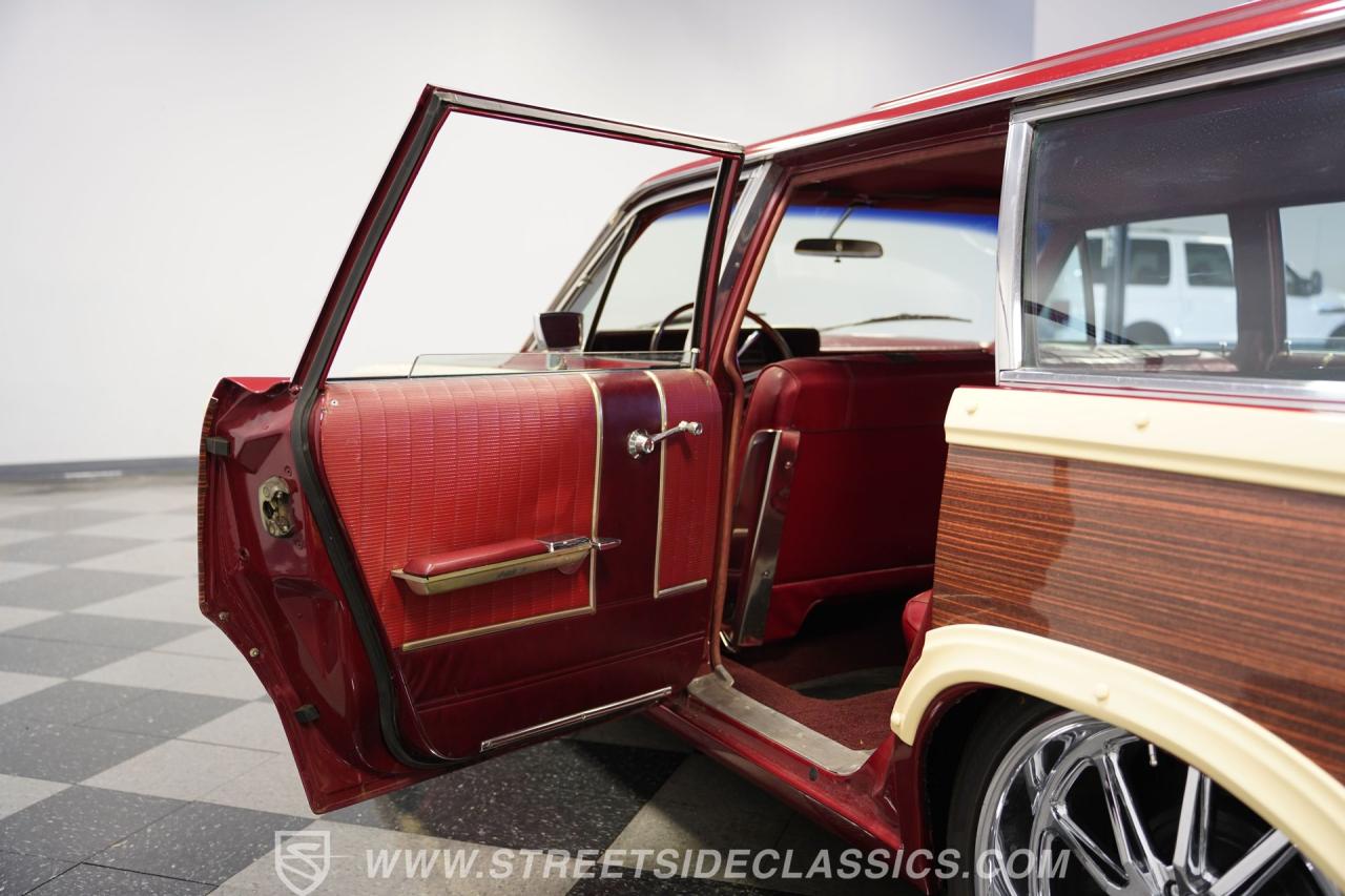 1966 Ford Country Squire Woody Wagon