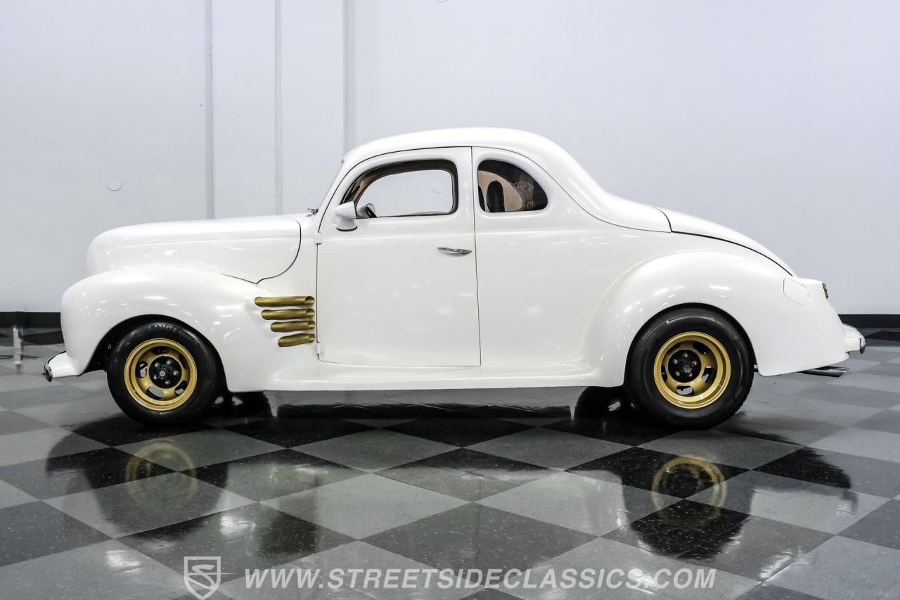 1940 Ford 5-Window Coupe Streetrod