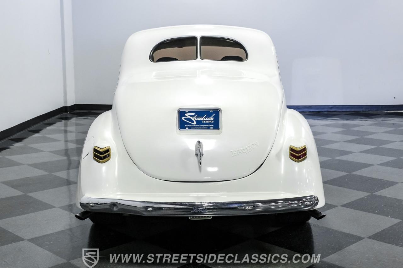 1940 Ford 5-Window Coupe Streetrod