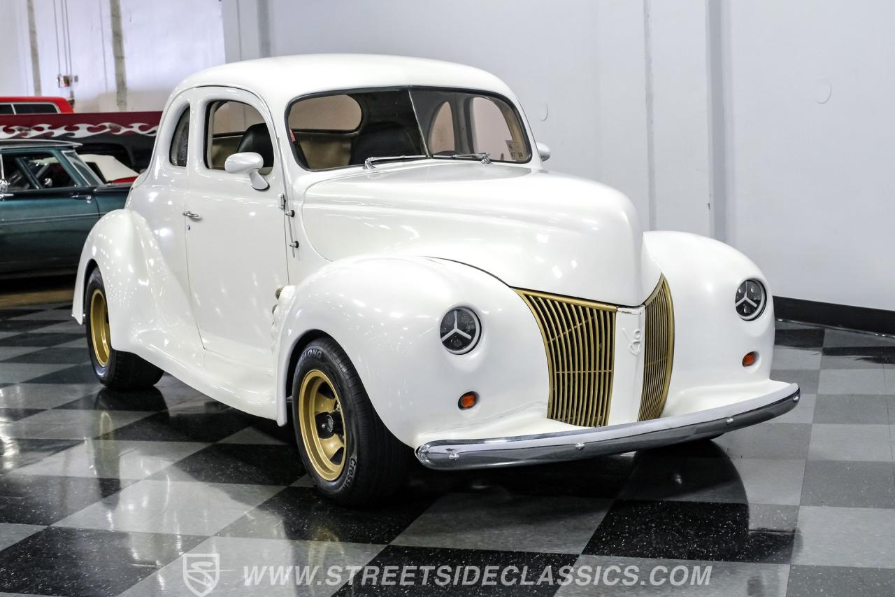 1940 Ford 5-Window Coupe Streetrod