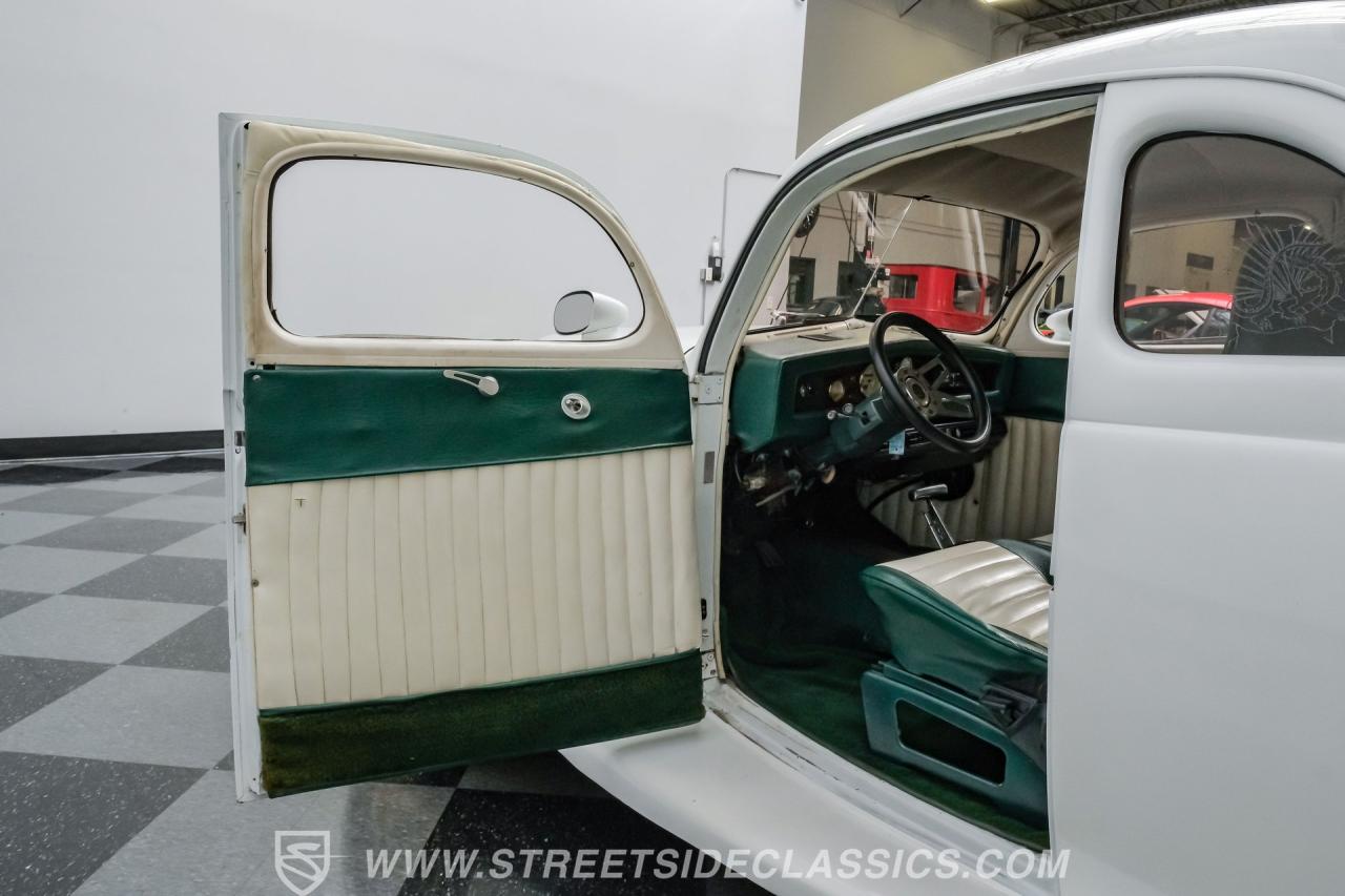 1940 Ford 5-Window Coupe Streetrod