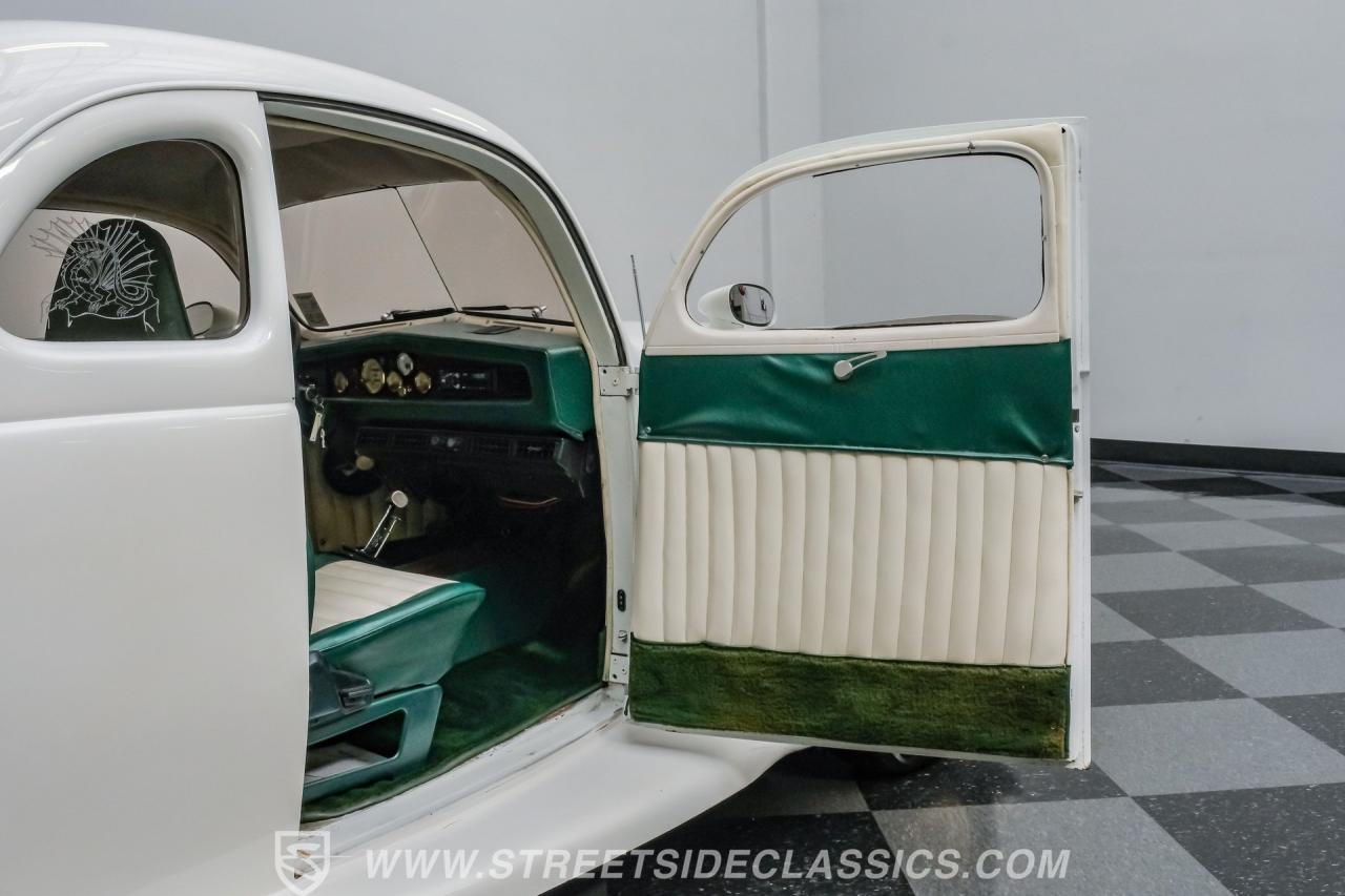 1940 Ford 5-Window Coupe Streetrod