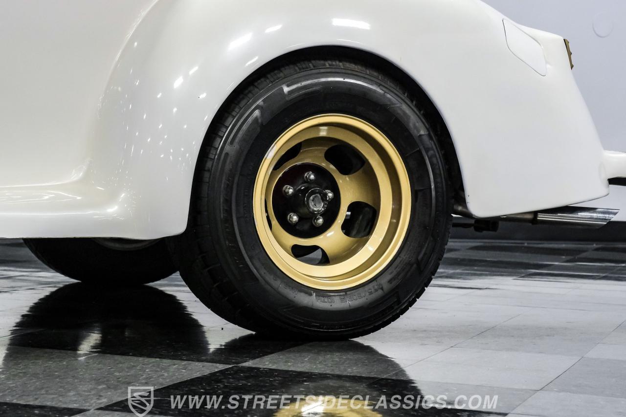 1940 Ford 5-Window Coupe Streetrod