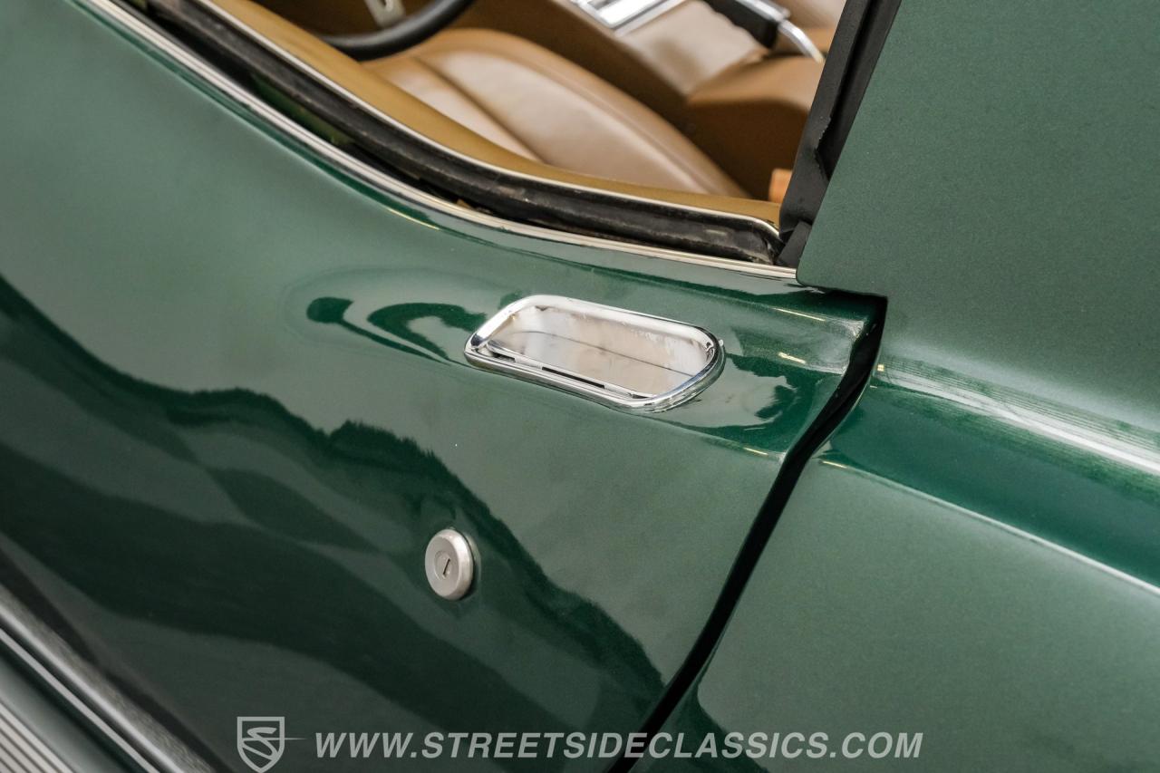 1969 Chevrolet Corvette 427 Tri-Power