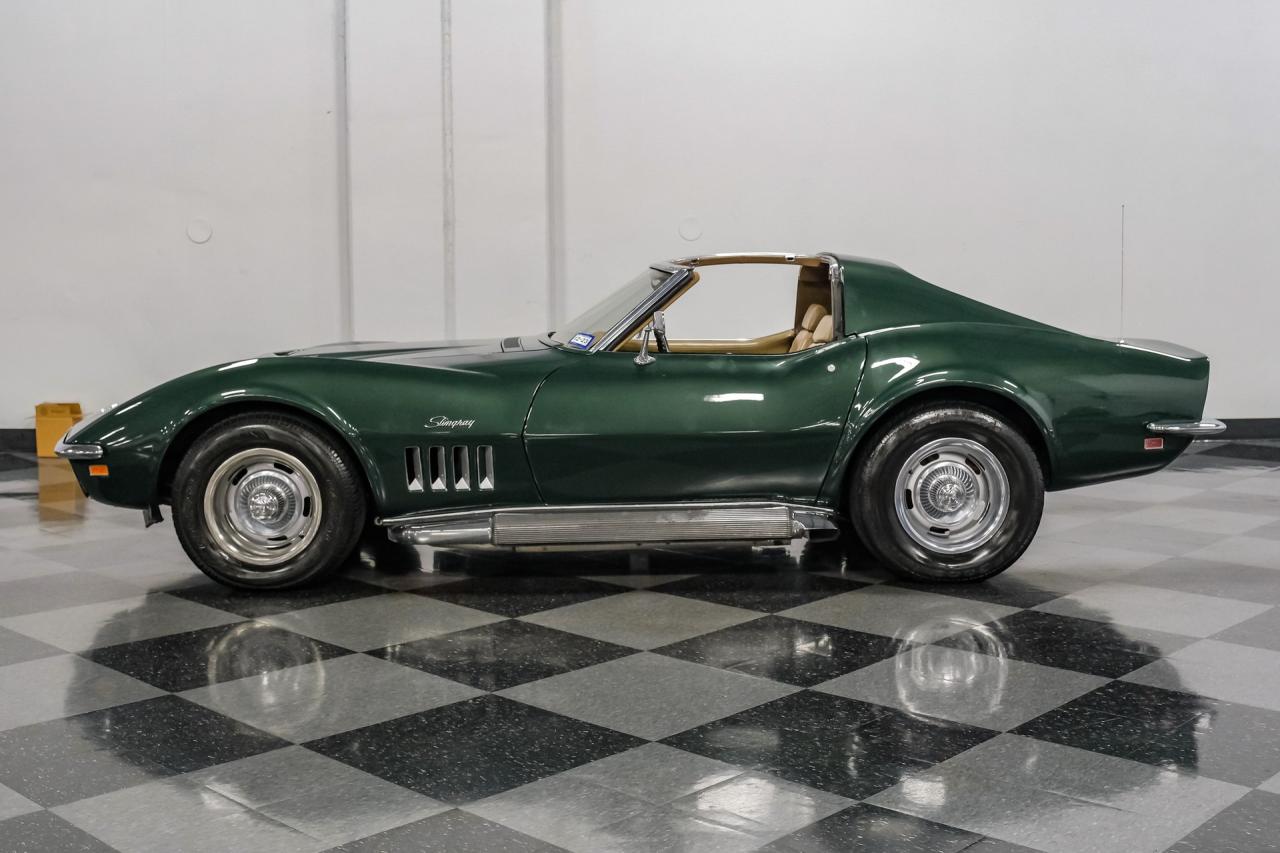 1969 Chevrolet Corvette 427 Tri-Power