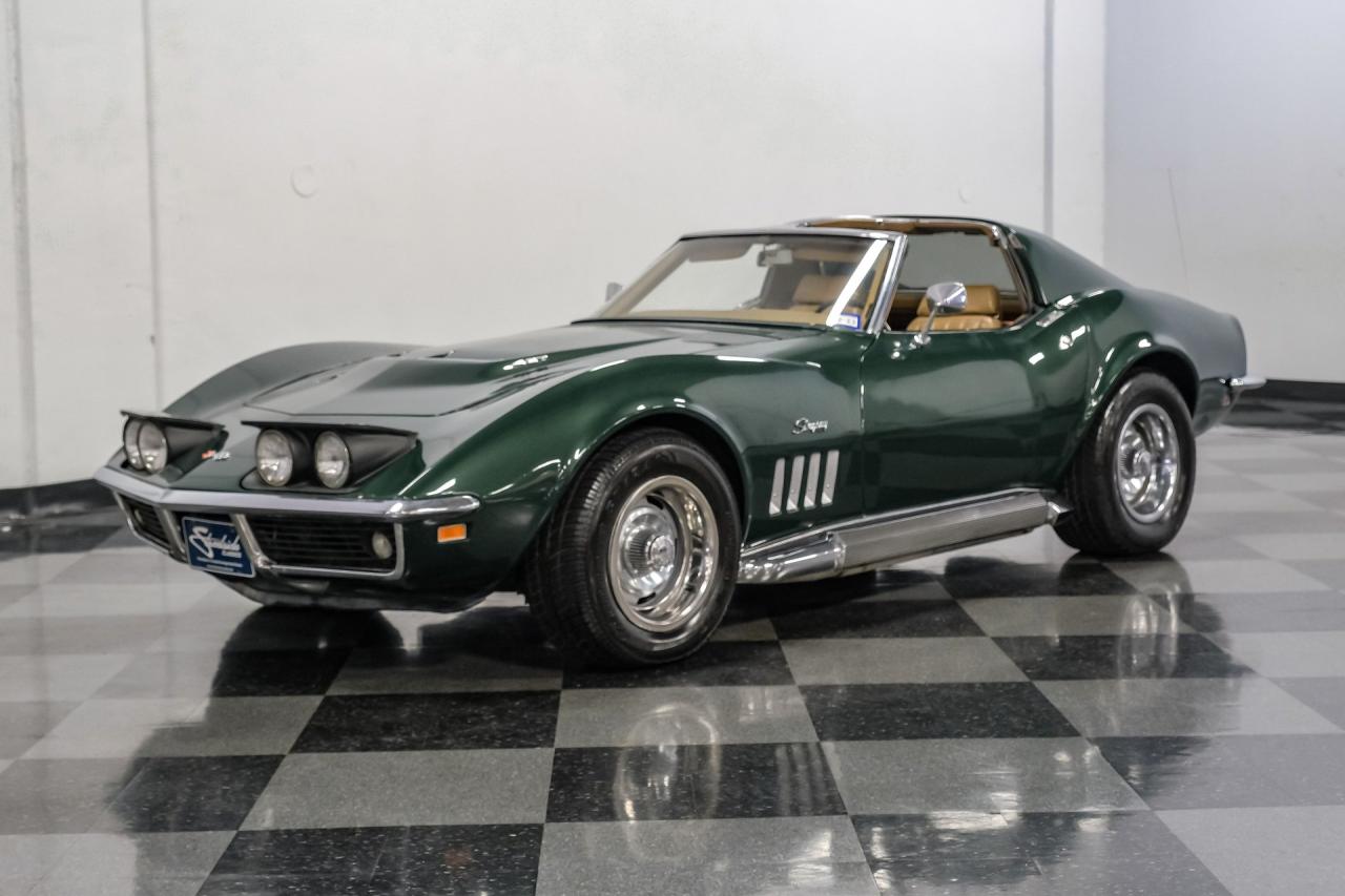 1969 Chevrolet Corvette 427 Tri-Power