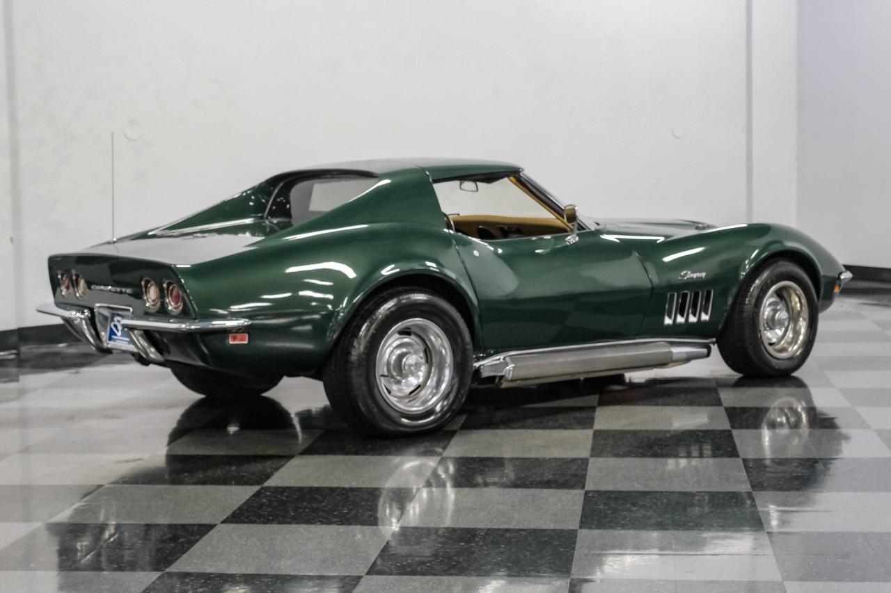 1969 Chevrolet Corvette 427 Tri-Power