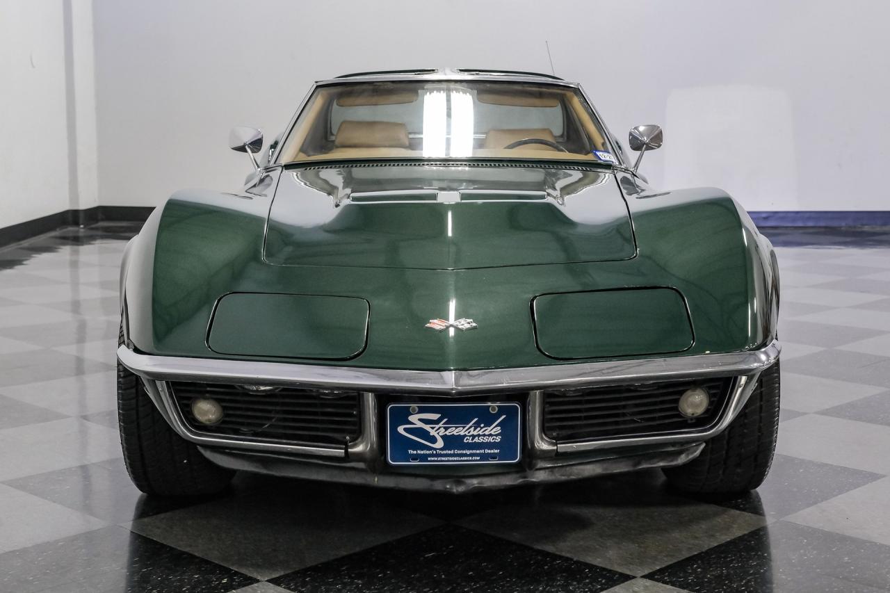 1969 Chevrolet Corvette 427 Tri-Power
