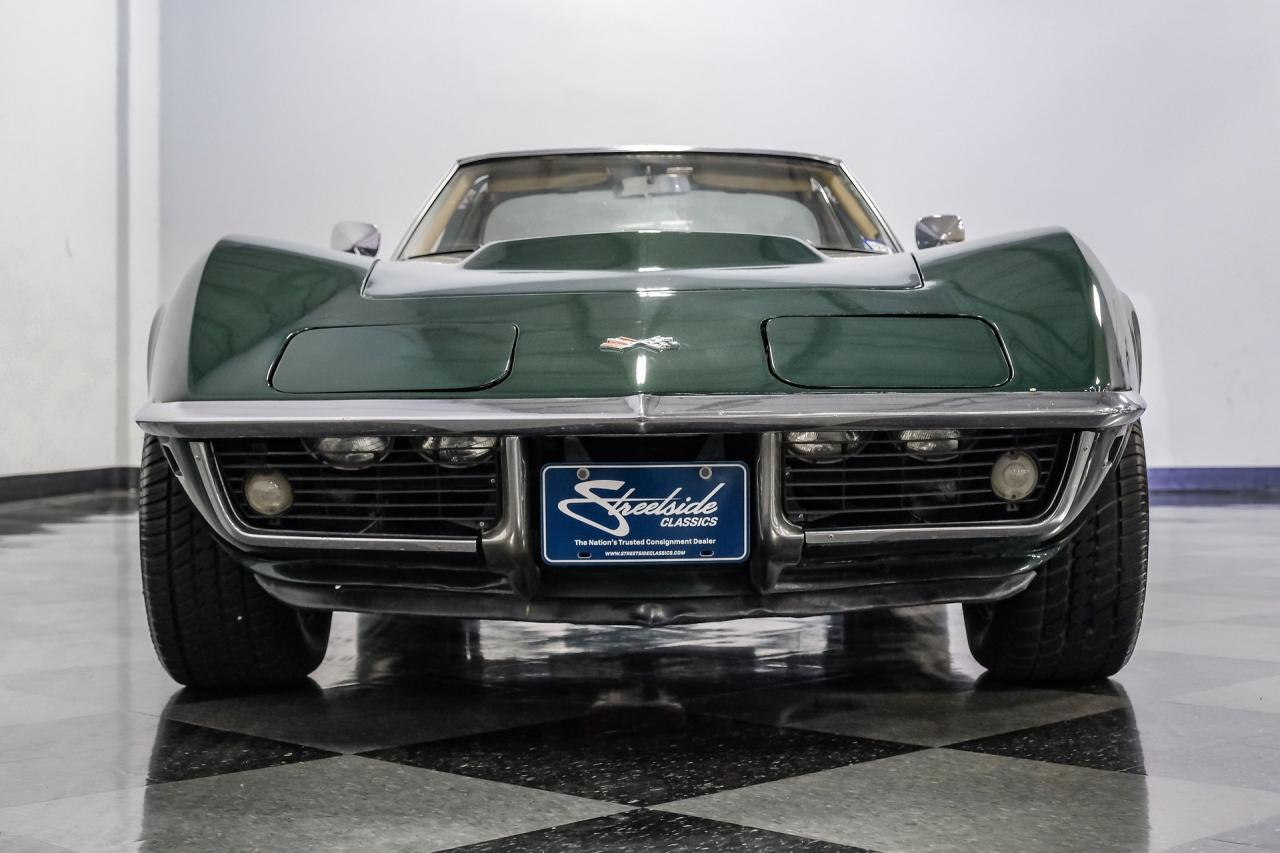 1969 Chevrolet Corvette 427 Tri-Power
